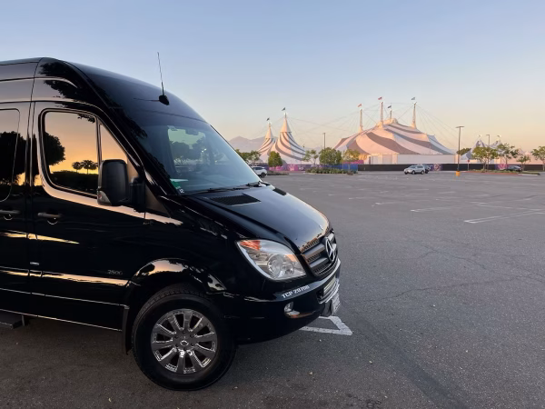 Anaheim Chauffeur Transportation – Corporate & Event Travel